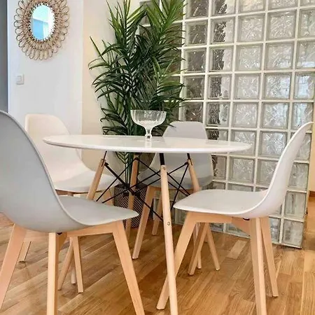 Precioso En El Casco Vello De Vigo